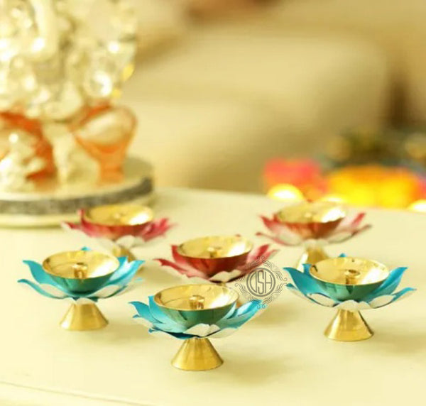 DSH Brass Diya Set With Gift Box.